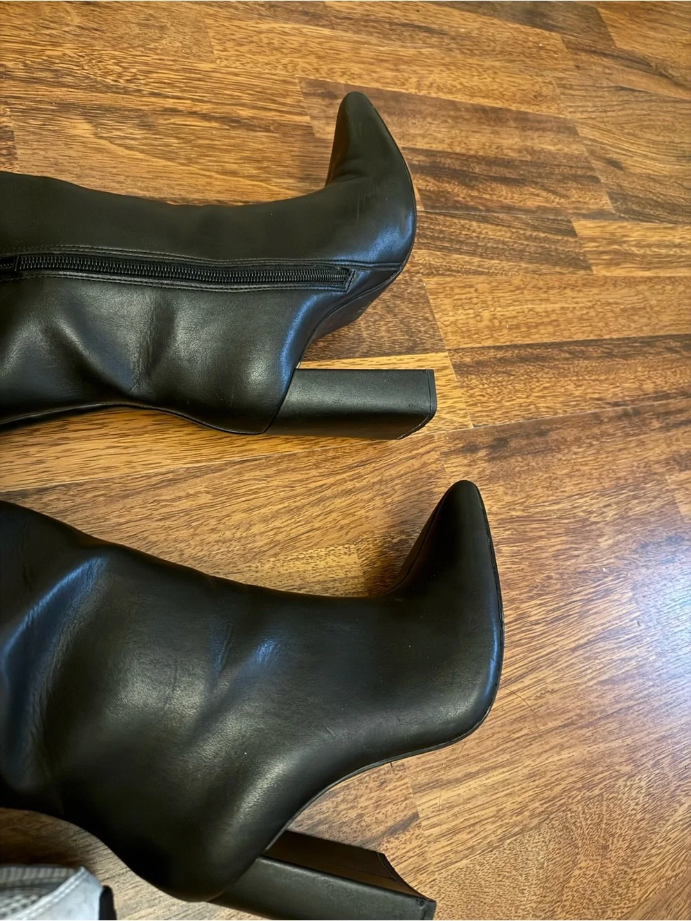 Zara chic over